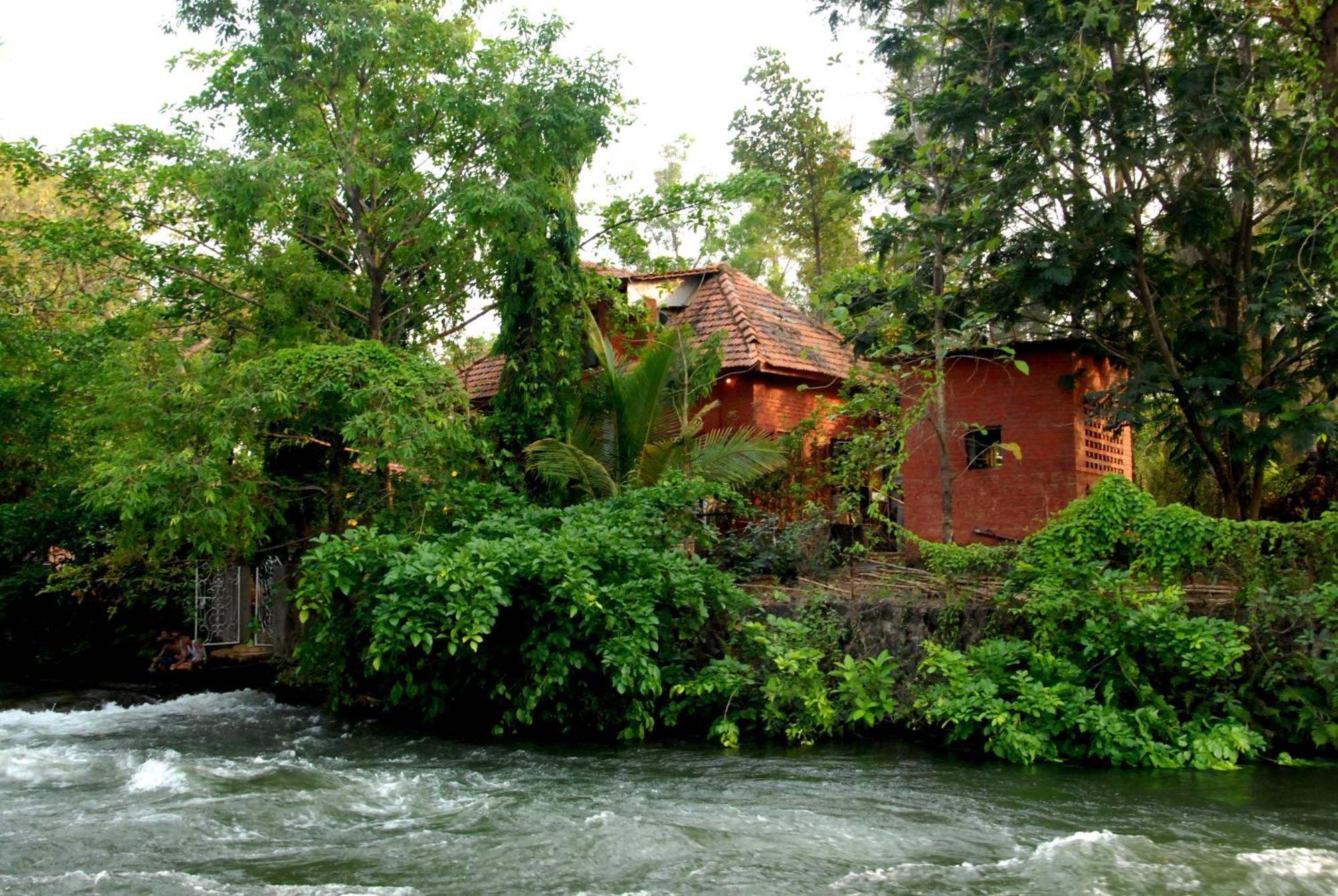 The Rippling Edge - River Front Property คาร์จัต ภายนอก รูปภาพ