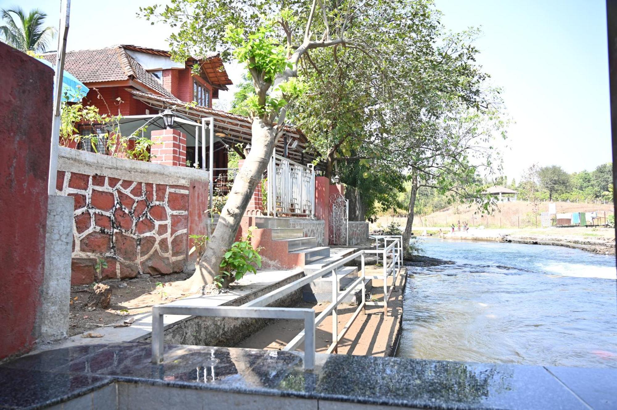 The Rippling Edge - River Front Property คาร์จัต ภายนอก รูปภาพ